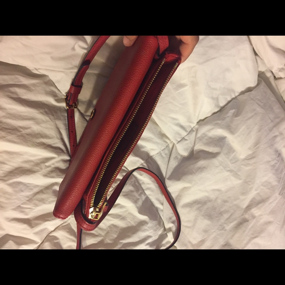 Louis Vuitton purse - Picture 5 of 8